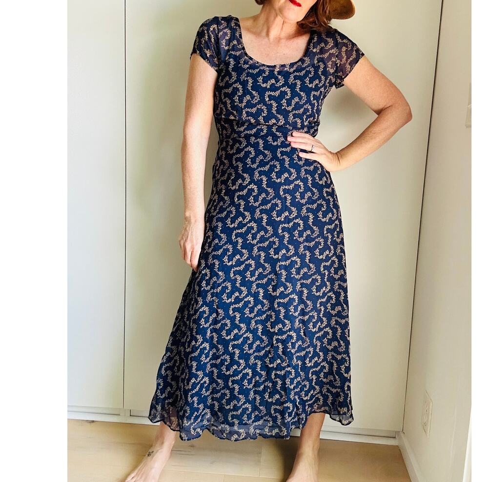 Vintage 80s Banana Republic Floral print Midi Dress Size 6 Blue Cottage Summer
